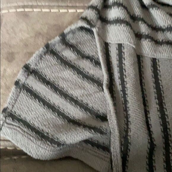 Final Touch Gray striped Cardigan 3/4 sleeve M - Picture 8 of 10